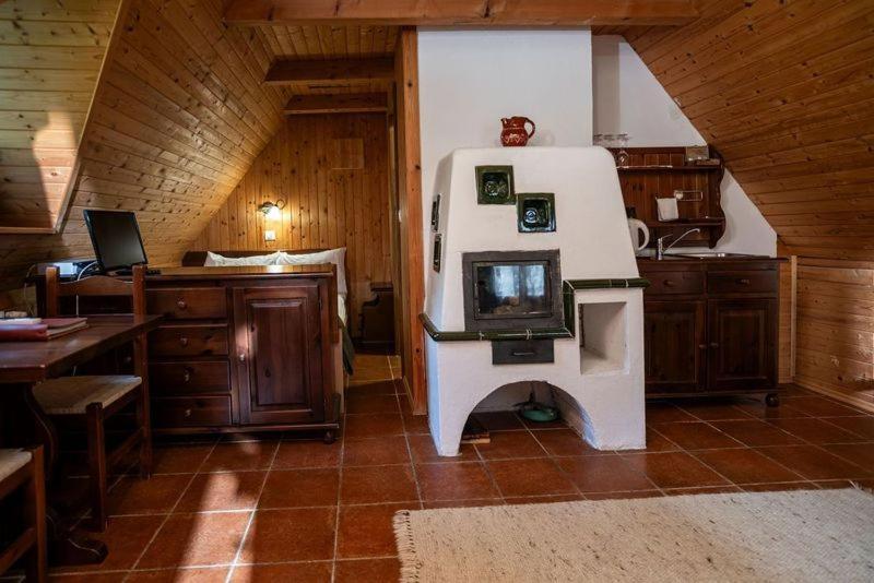 Pristava Lepena Village Экстерьер фото