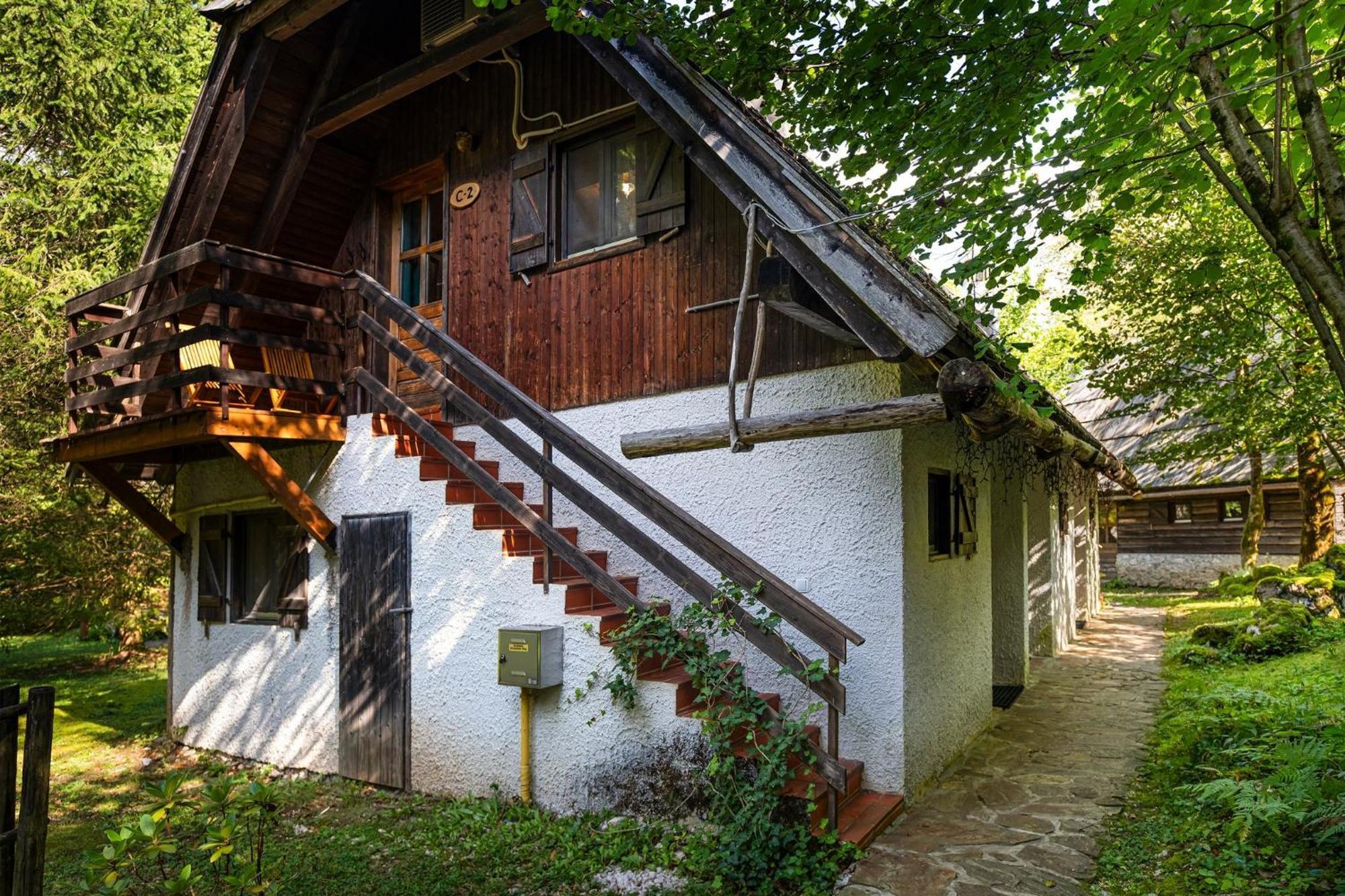 Pristava Lepena Village Экстерьер фото