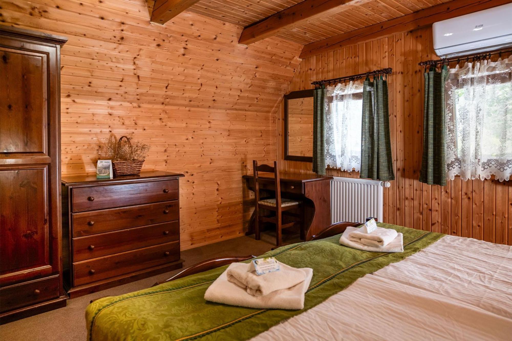 Pristava Lepena Village Экстерьер фото