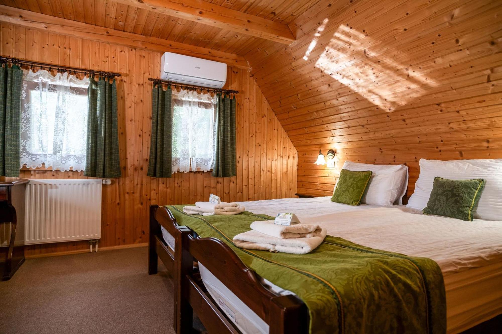Pristava Lepena Village Экстерьер фото