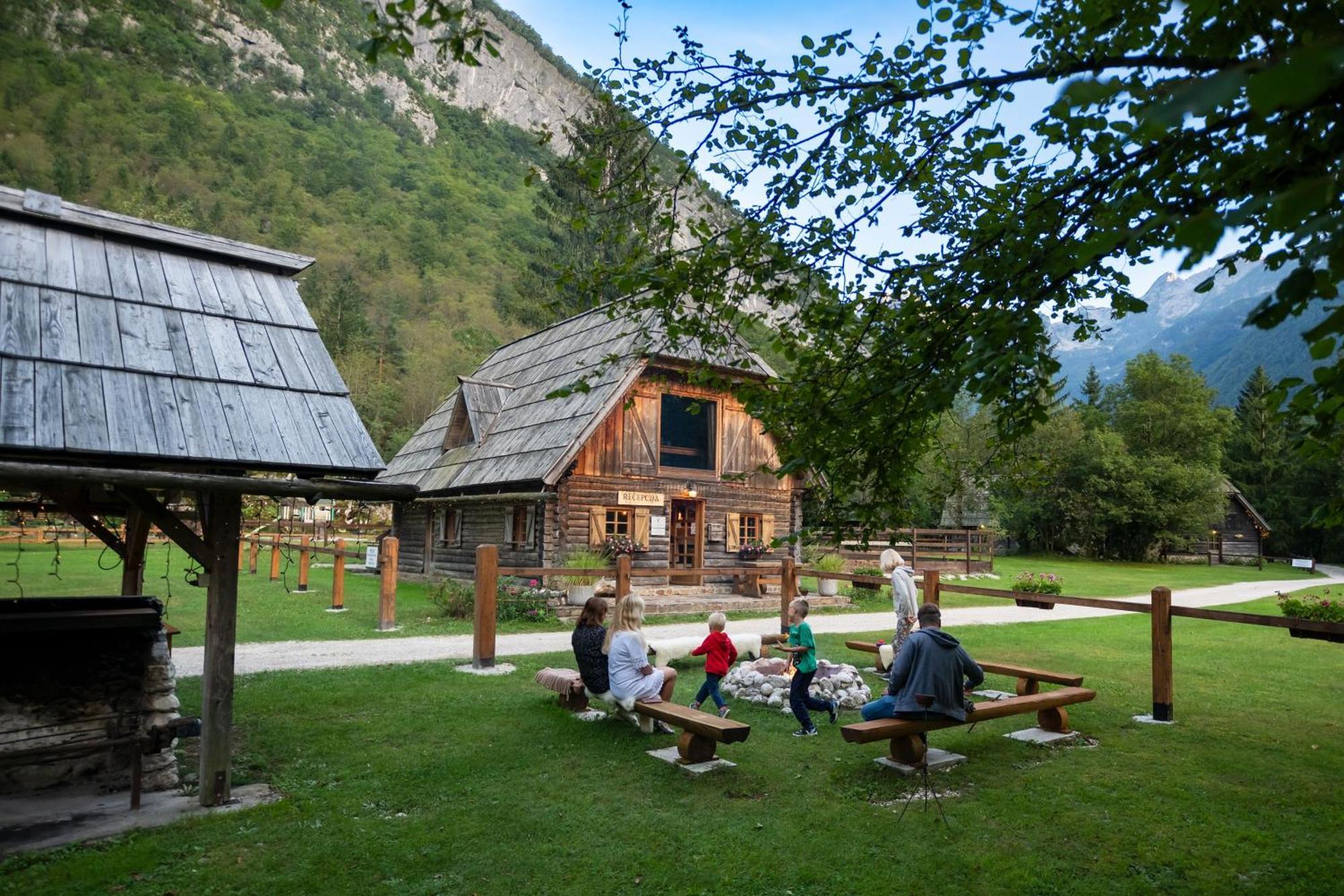 Pristava Lepena Village Экстерьер фото